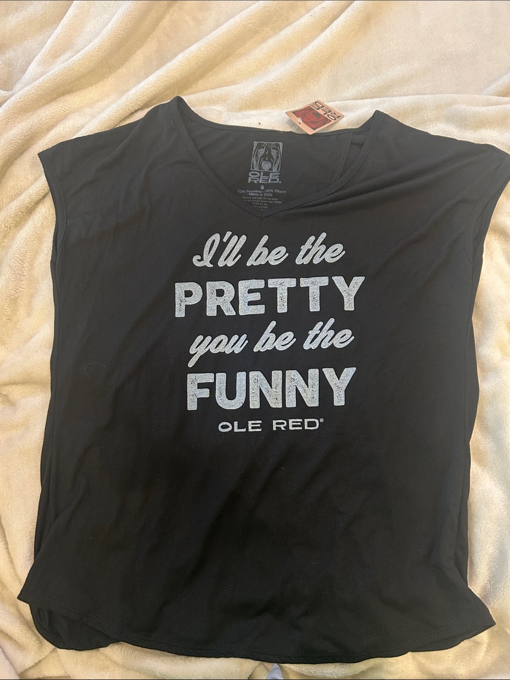 Ole Red Blake Shelton bar  Graphic Tee - "I'll Be the Pretty"